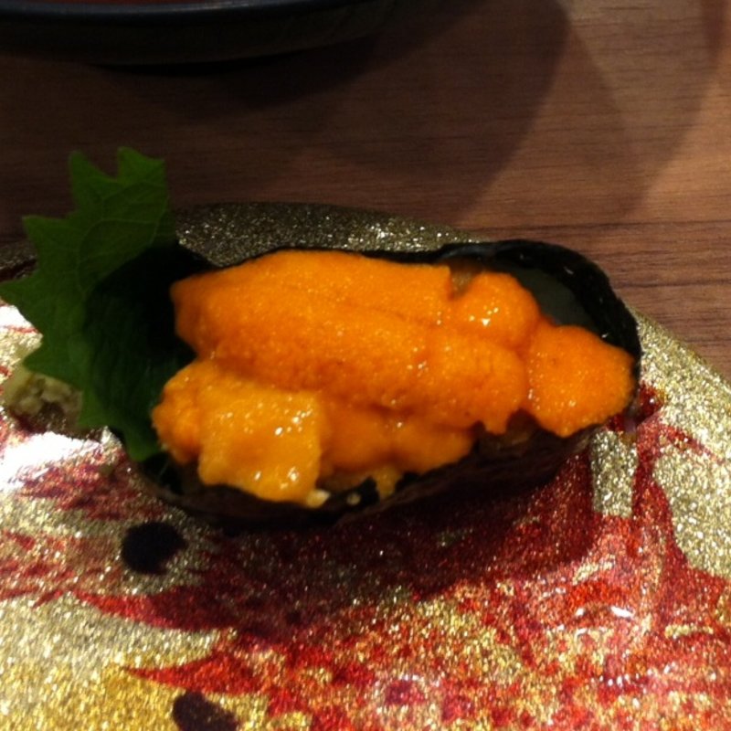 うに(氷見きときと寿司　氷見本店)