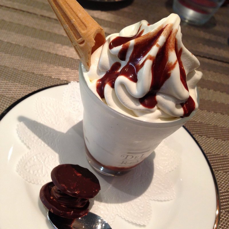 プレミアムクリームソフト(デルレイ・カフェ＆ショコラディエ)