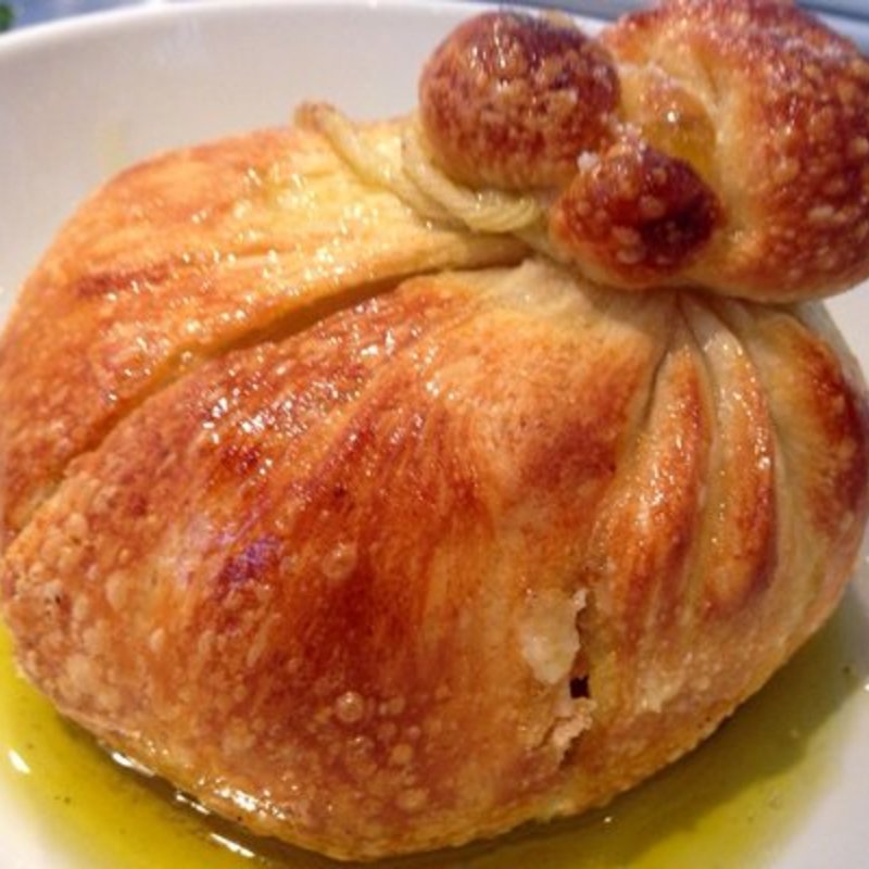 Wood-Fired Garlic Knot(Milo and Olive)