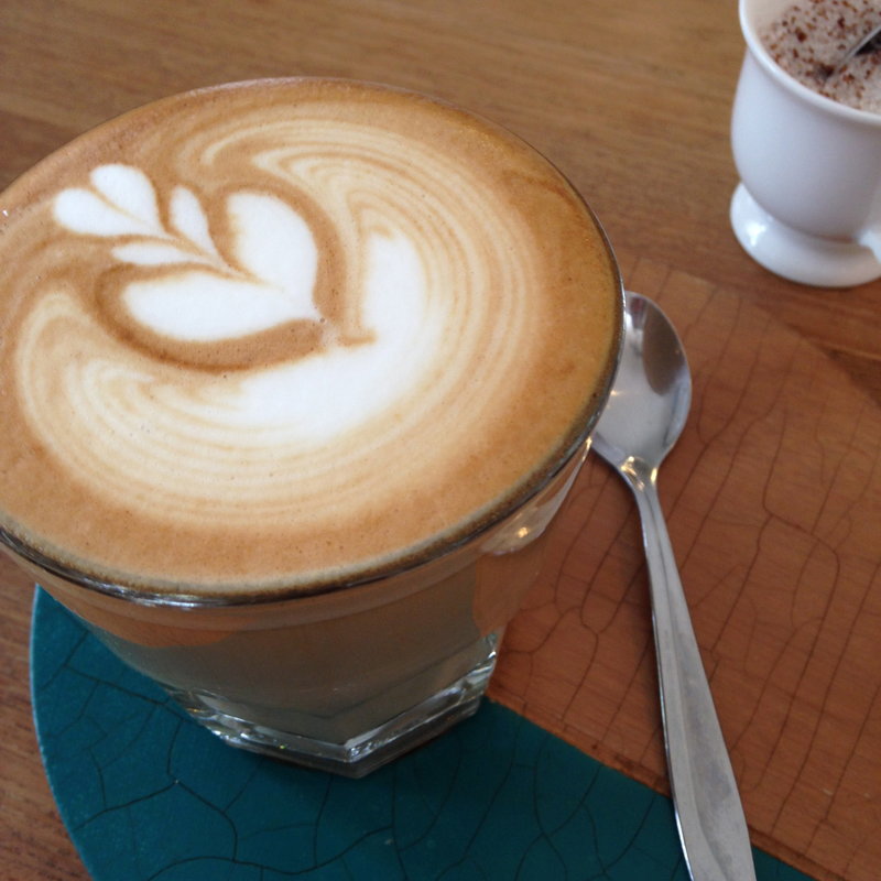 カプチーノ(hungry bird coffee)