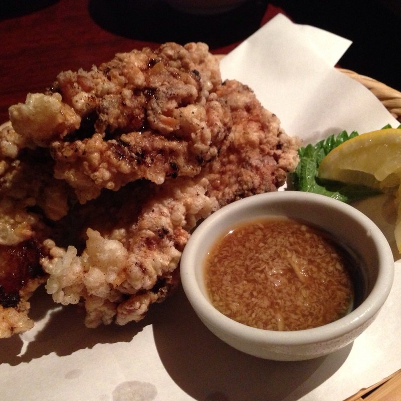 比内地鶏の竜田揚げ(Roof Top Garden Terrace BBQ 豊和 表参道 撮影)
