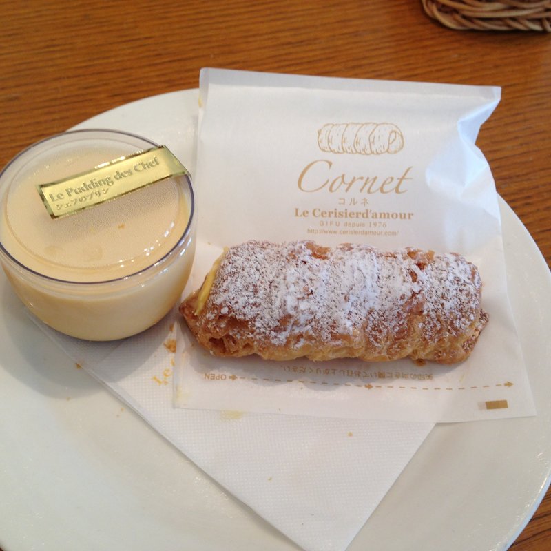 コルネ(スリジェダムール)