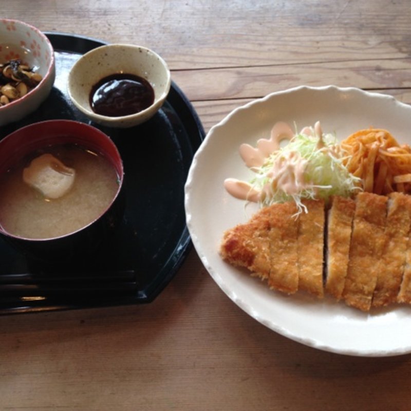 とんかつ定食(二 （美ら島ダイニング　二～nii～）)