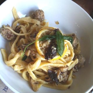 Fungi & Beef Ball Pasta with garlic & lemon sauce(Italiannies)