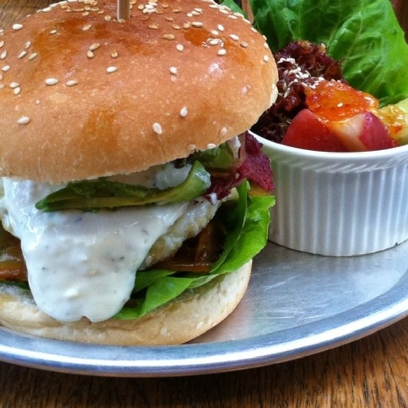 Beef Burger with Egg(Wondermama)