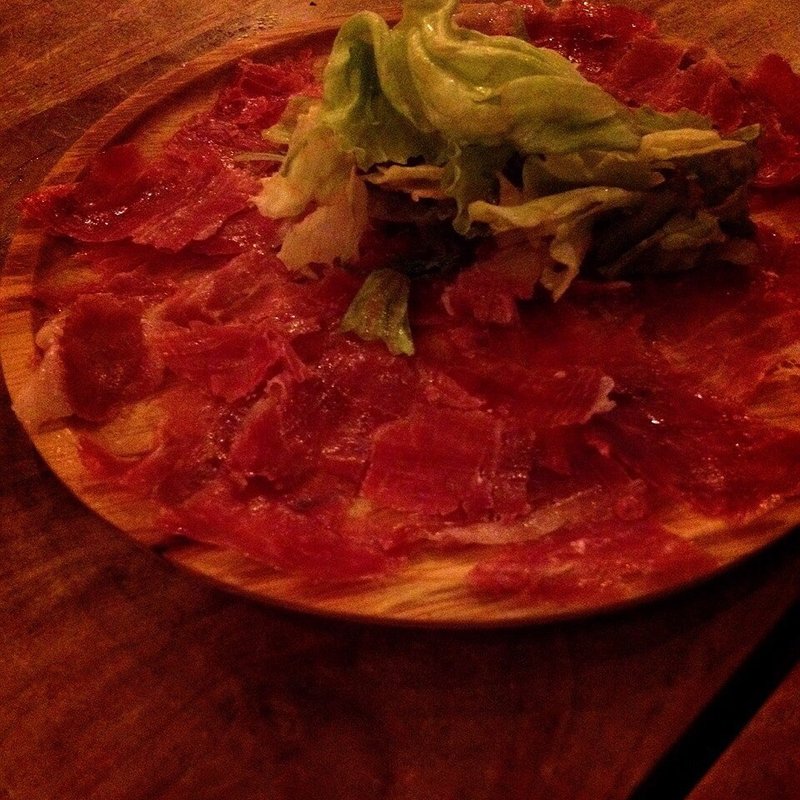 名物！スペイン産イベリコ豚の生ハムMサイズ(buena onda)