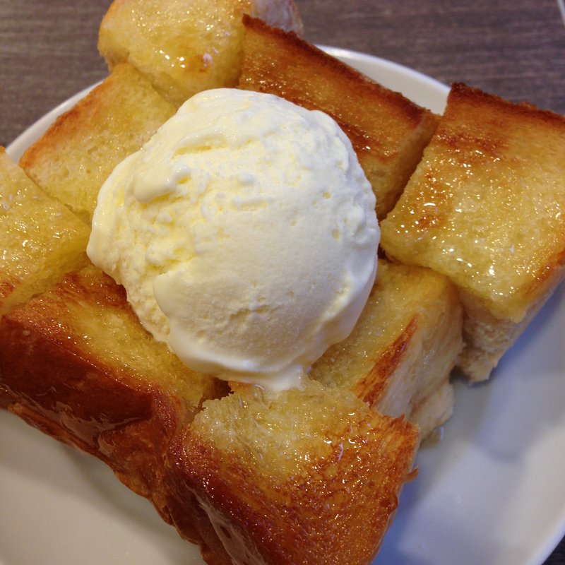 はちみつトースト（シナモン）(エピシェールたるみ駅前店)