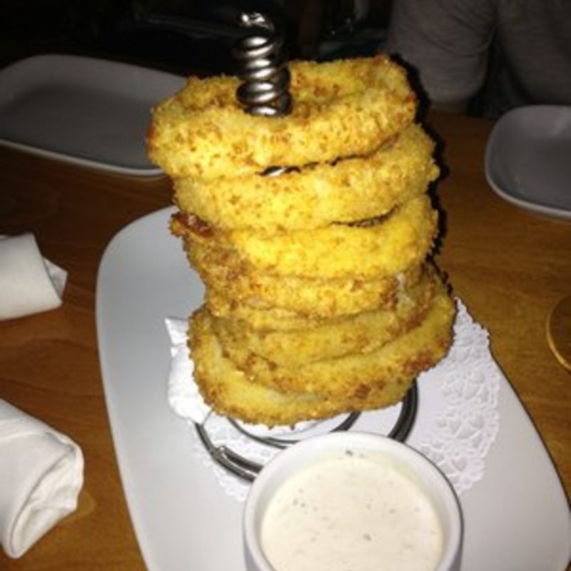 onion rings(FIVE NAPKIN BURGER)
