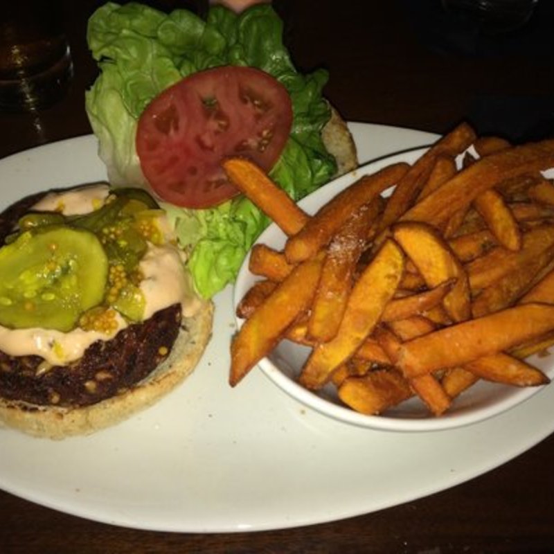 Veggie burger and sweet potato fries(FIVE NAPKIN BURGER)