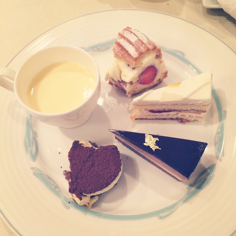 ワゴンデザート(ル・ビストロ・資生堂)