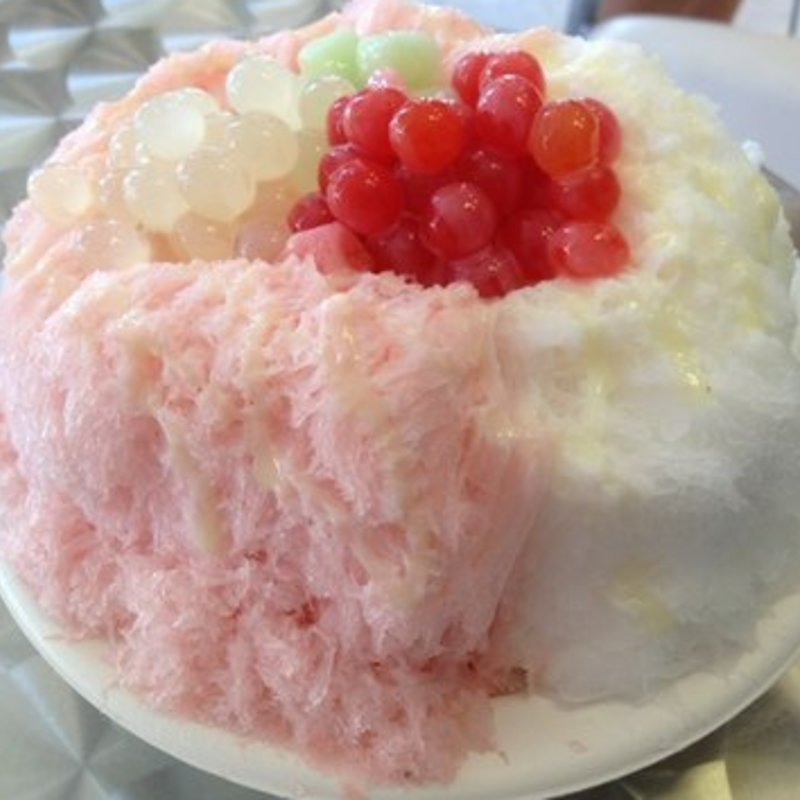 Strawberry and lychee(Snow Factory)
