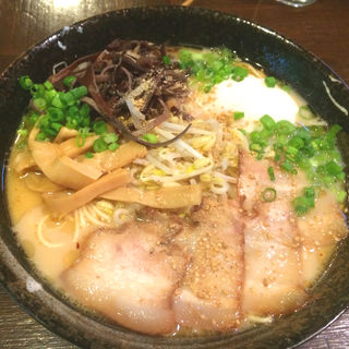 SOUL麺（全トッピング）(SOUL麺 （ソウルメン）)