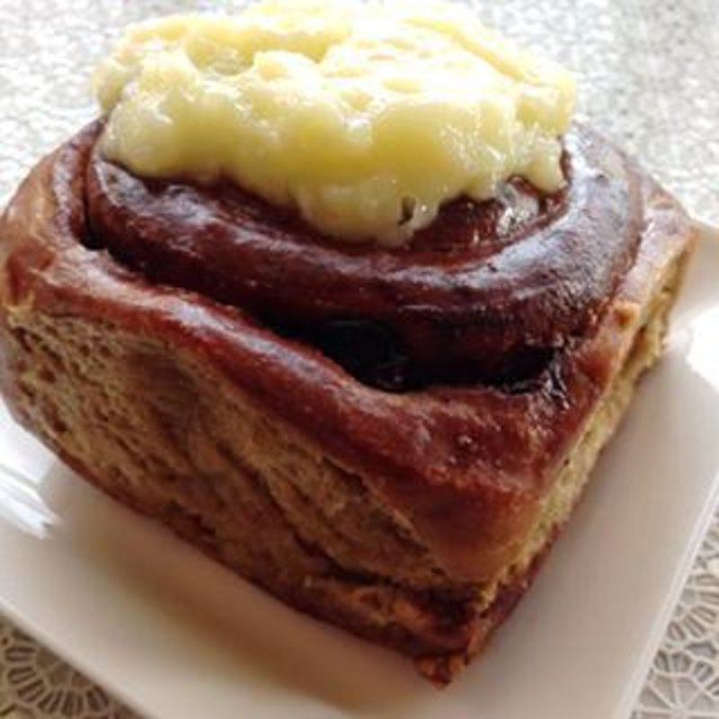 珈琲ラムレーズンシナモンロール(モミパンanq （モミパン アンク）)