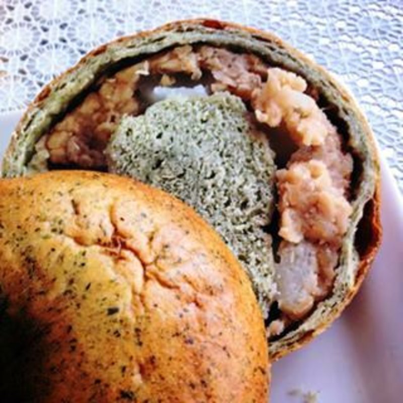 よもぎ白小豆餡求肥ベーグル(モミパンanq （モミパン アンク）)