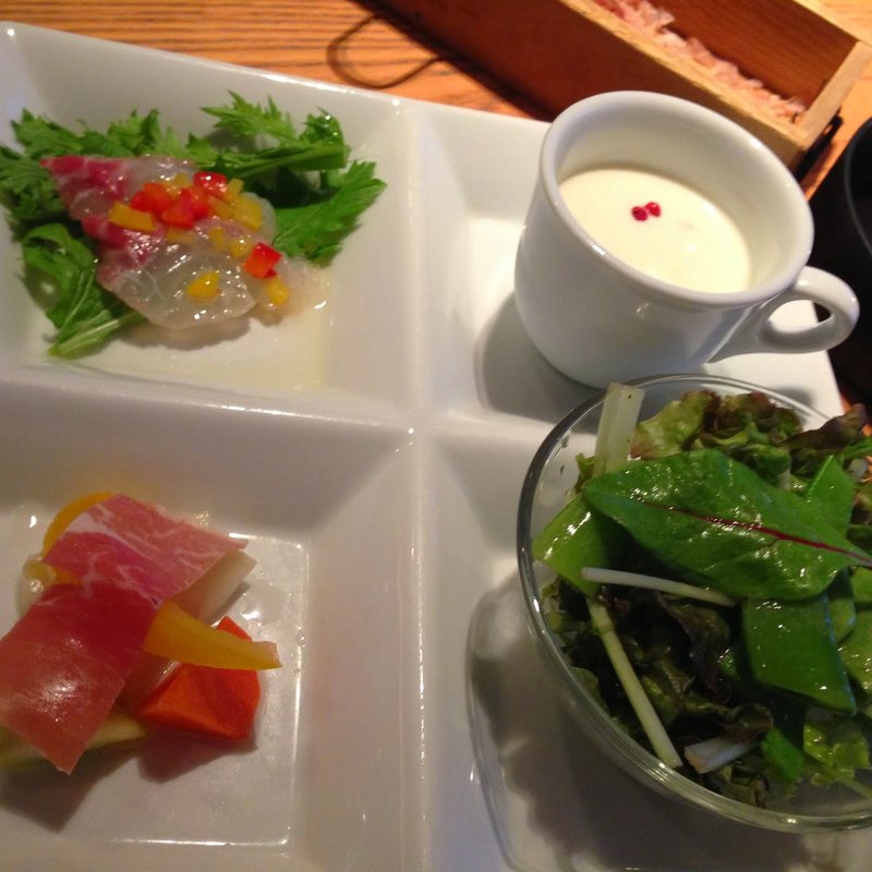 前菜4種盛り合わせ(ユウアン （由庵）)