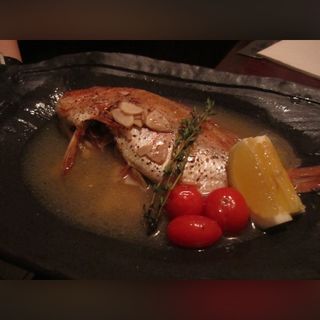鮮魚の香草焼き(ABURIYA KINNOSUKE)