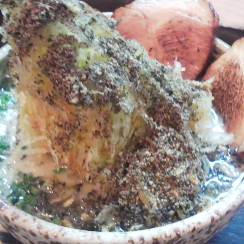 (やすのたまぞう)