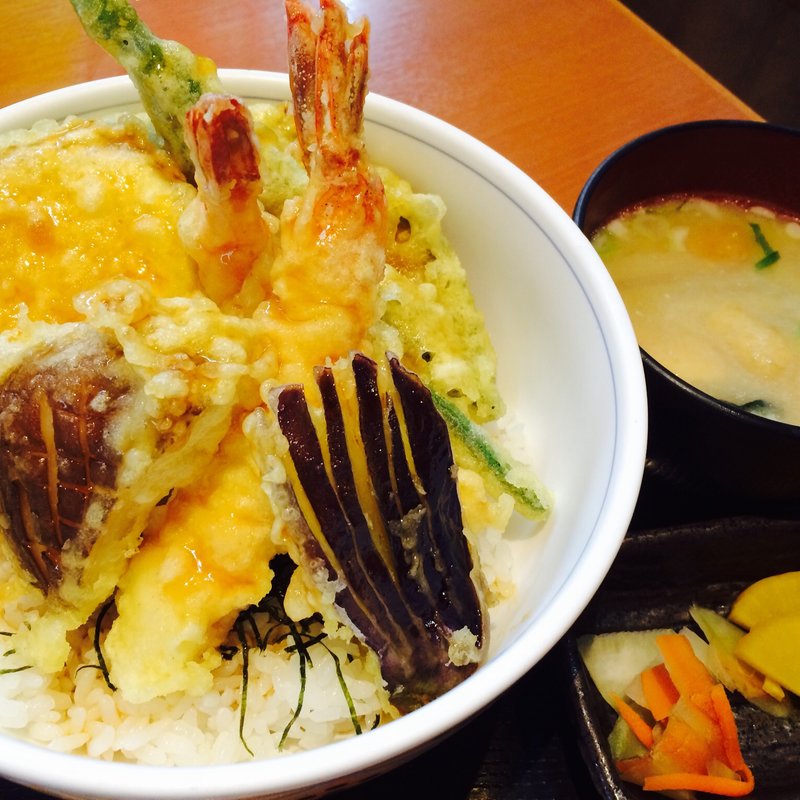 えび入り天丼(海鮮うまいもん屋てっぺん)