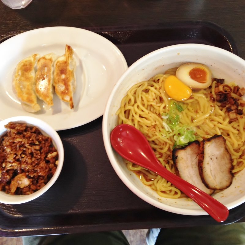 からし麺セット（麺大盛＋生卵トッピング）(からしや)