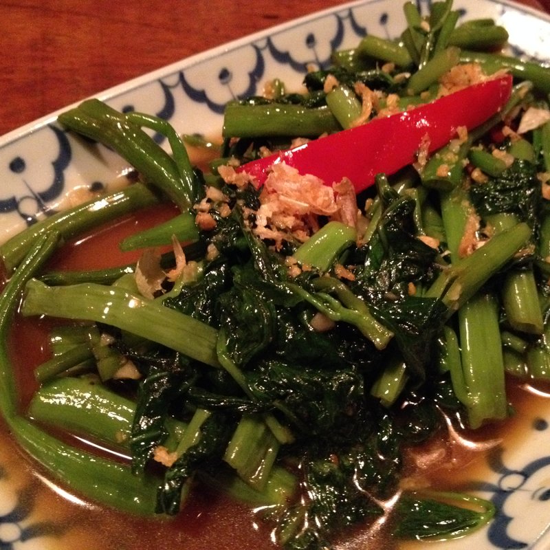 空芯菜の強火炒め(タイ料理　旅人食堂 立川店 )