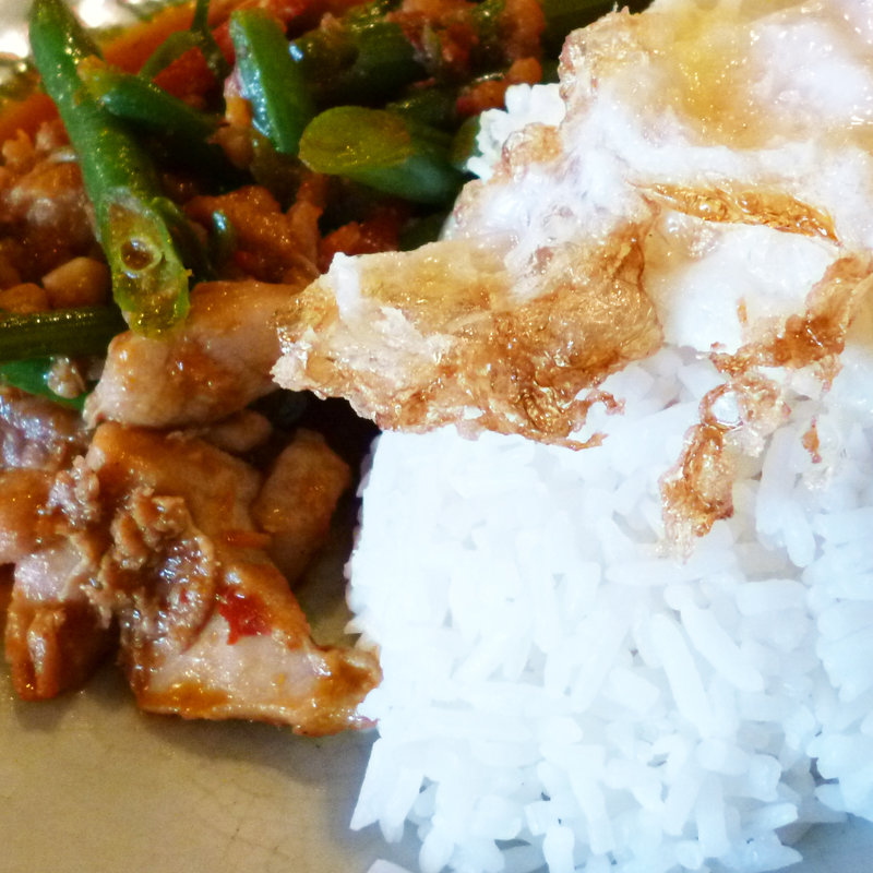 鶏肉といんげんの炒め物(タイ料理 Sweet Basil（スウィートバジル）)