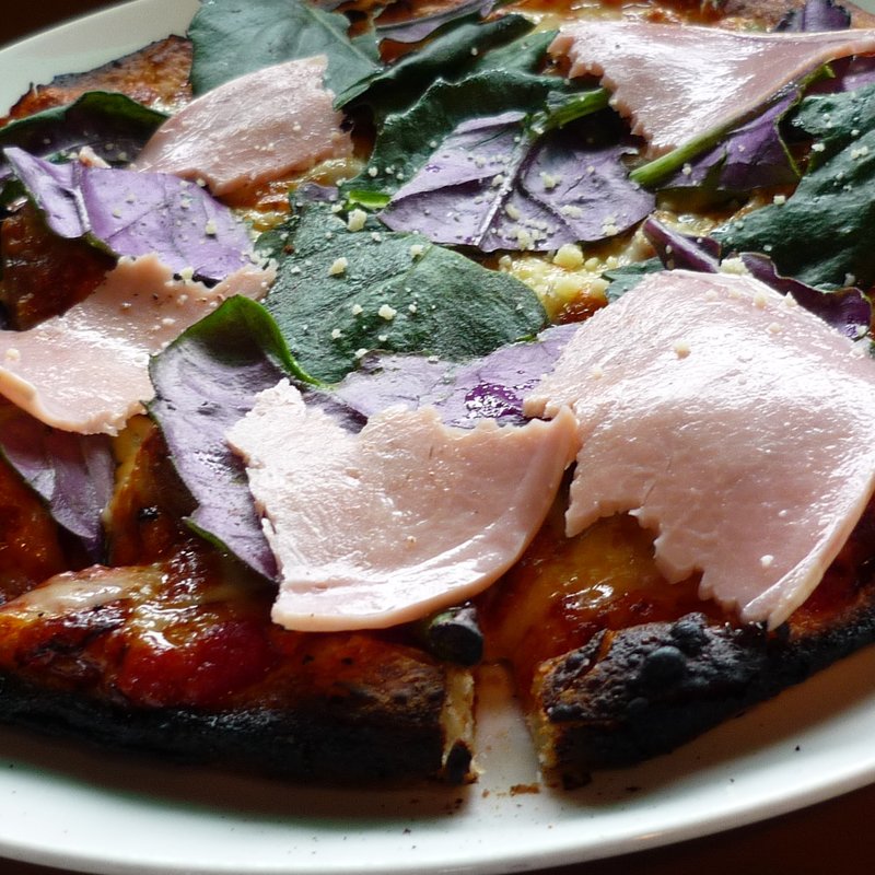 八風畑のピザ(黒糖工房青空喫茶 八風畑)