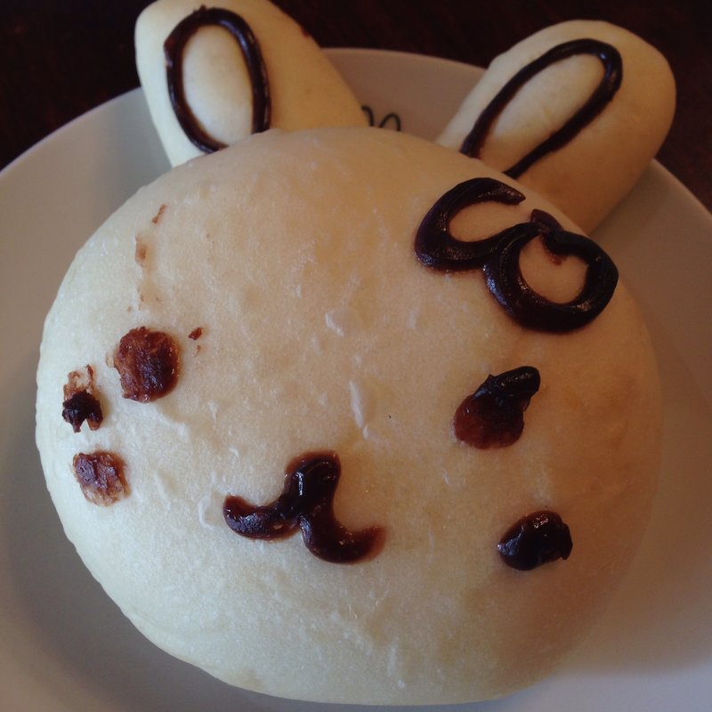 うさぎのクリームパン(かたぎはらのパン屋さん )