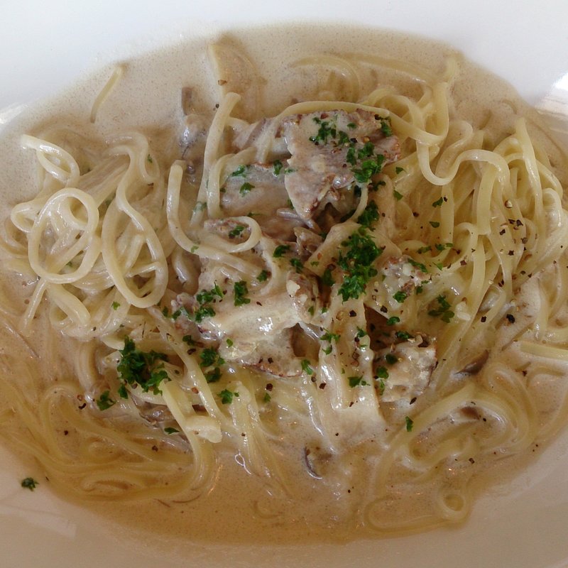 パスタランチ(リングイネ＋クリームソース＋燻製焼き豚＋きのこ)(ダブル （DABBLE）)