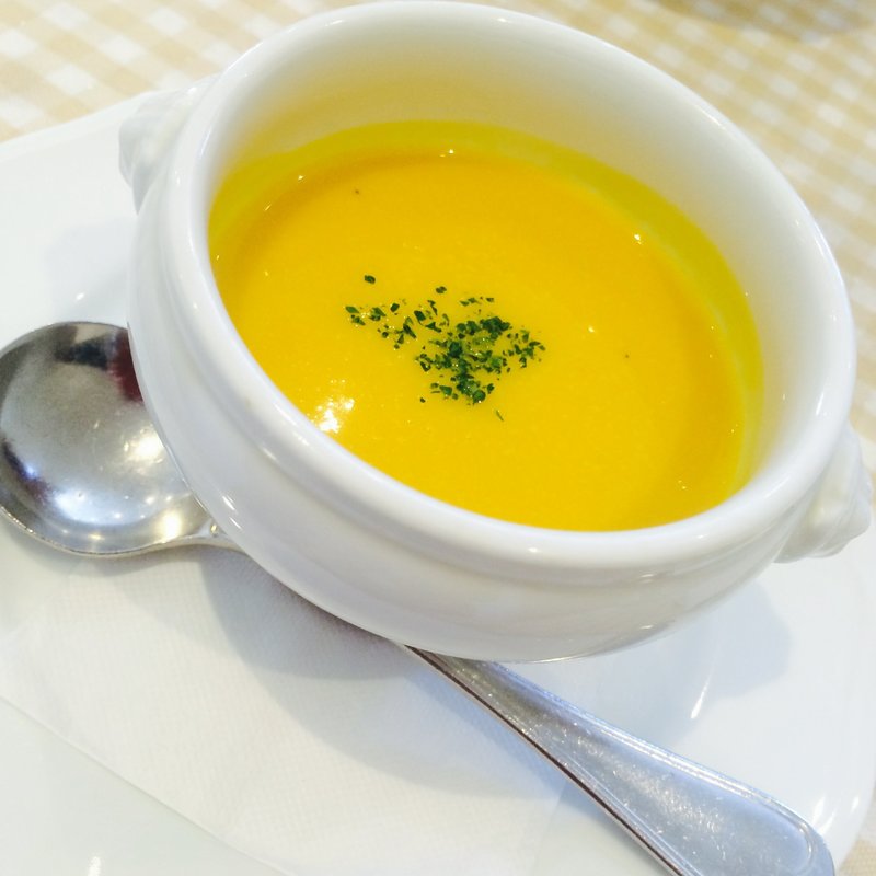 本日のスープ（コーン）(ビストロ ヴァンダンジュ)