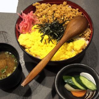 鶏そぼろ丼（ランチメニュー）(一番どり ゲートシティ大崎店)