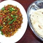 Chapati Set - Green Peas Curry