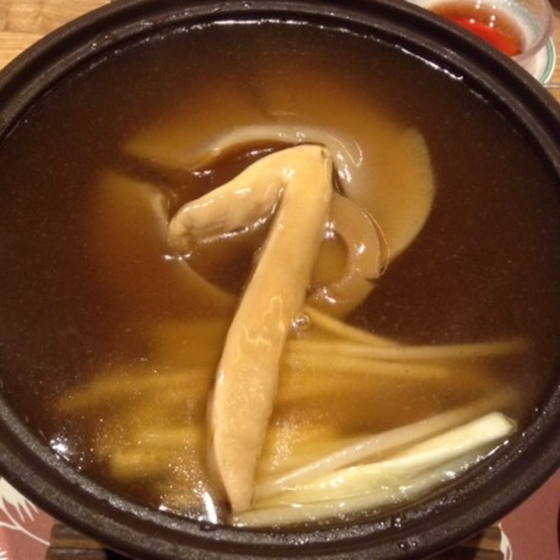 ふかのひれの姿煮込み松茸添え(中国料理　桃李 （トウリ）)