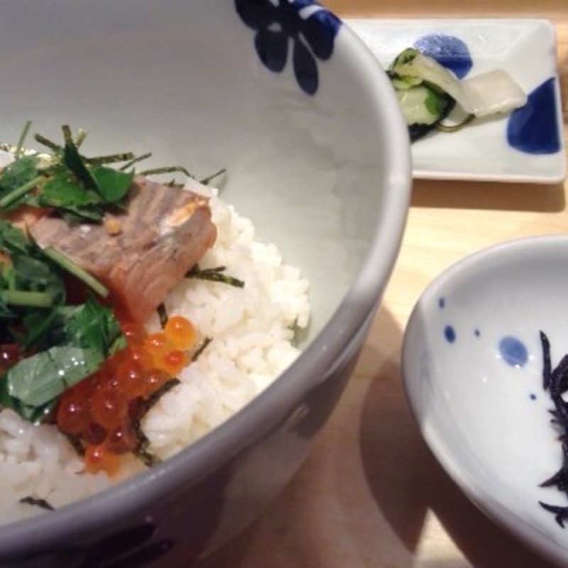 焼き鮭といくらの親子だし茶漬け(だし茶漬け えん エキマルシェ大阪店)