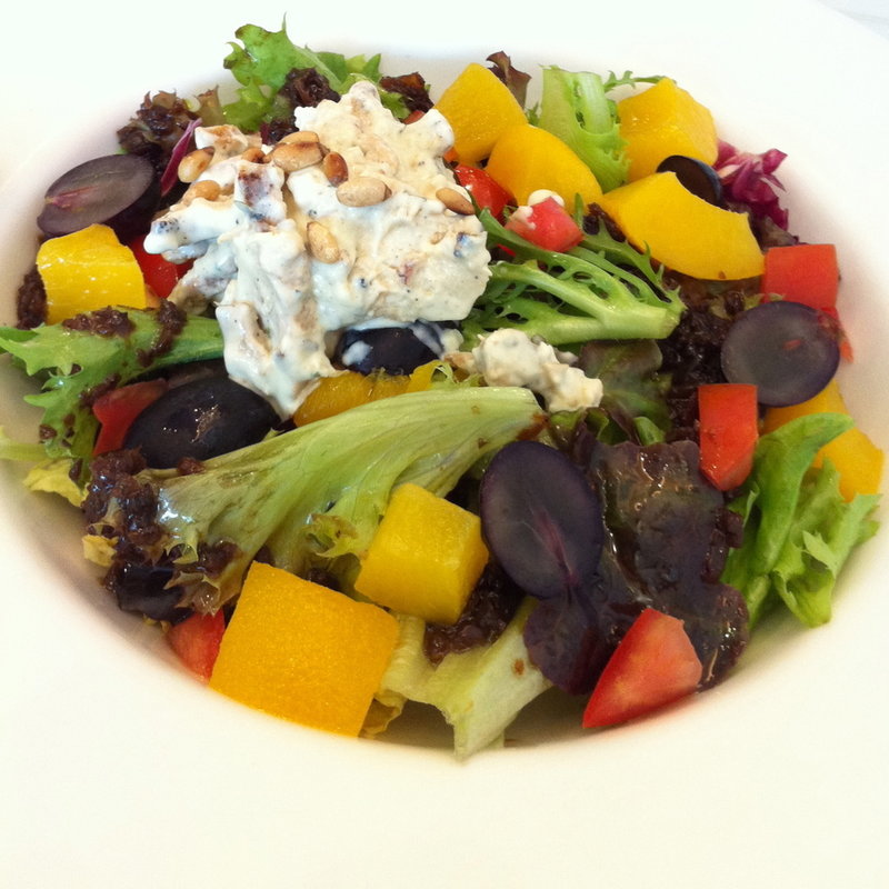 チキンとフルーツのサラダ(d'italianekitchen)