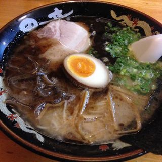 黒竜とんこつラーメン(黒竜)