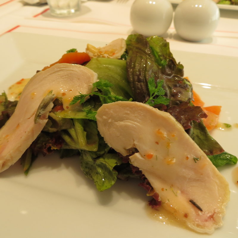 スモークしたチキンのサラダ(ラ・メール・プラール 横浜みなとみらい店 )