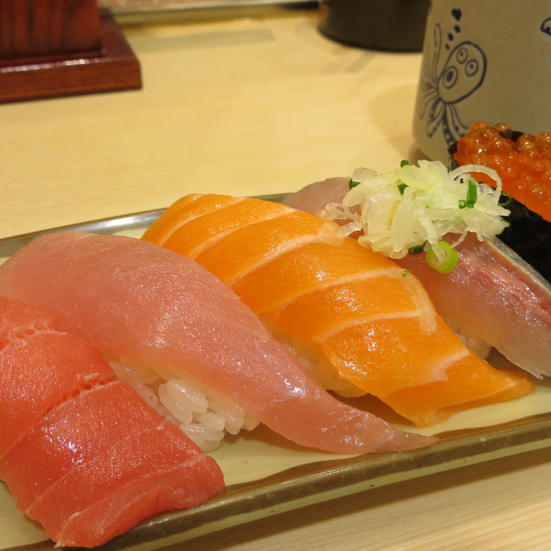 平日限定5点盛り(めぐみ水産 マークイズみなとみらい店)