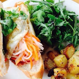 Breakfast Bahn Mi(Morning Glass)