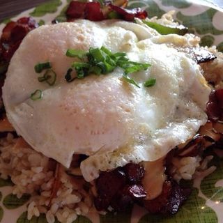 Smokin' Moco With Fried Rice(Highway Inn)