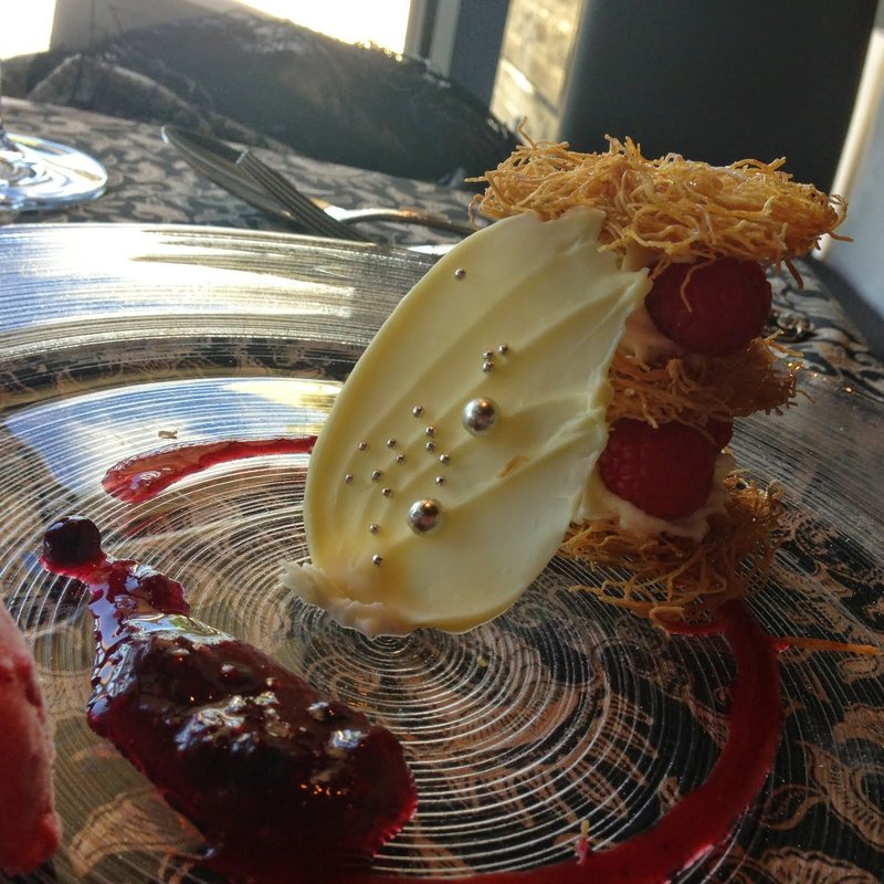 フランボワーズのミルフィーユ(ザ レギャン・東京 （THE LEGIAN TOKYO）)