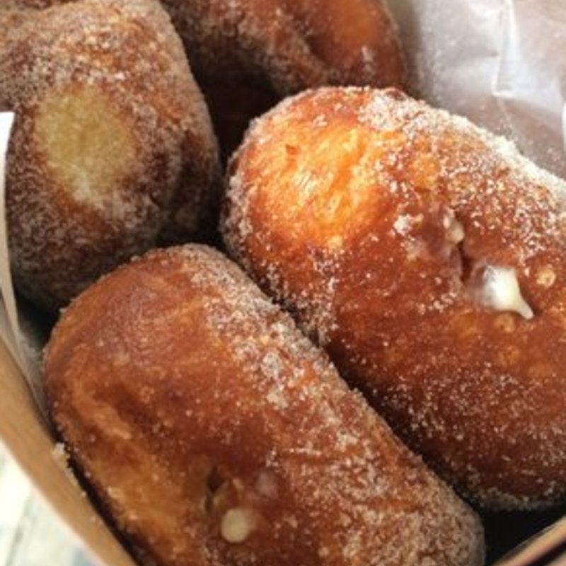 Custard Malasada(Leonard’s Bakery)