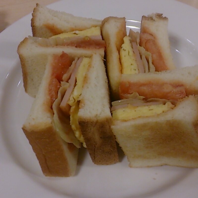 HLTサンド(珈琲の家 ワンビー アスナル金山店)