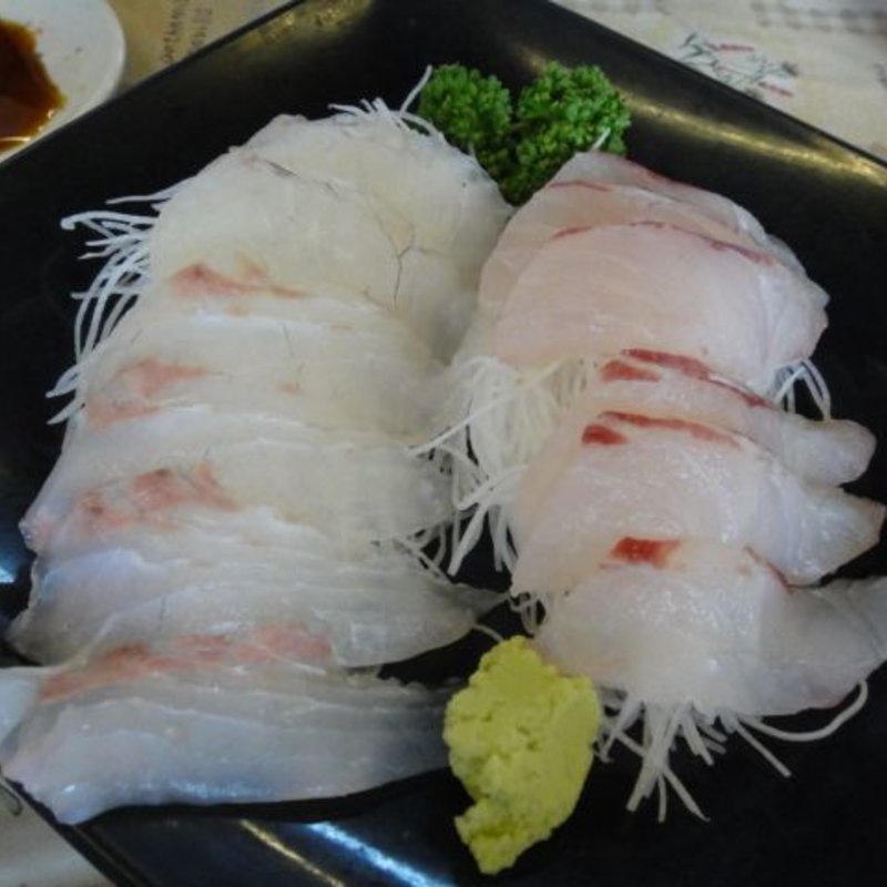 すずきのお刺身(ばんや )