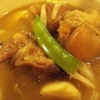 豚足と里芋の土鍋煮(中華ごはん れんげ食堂)