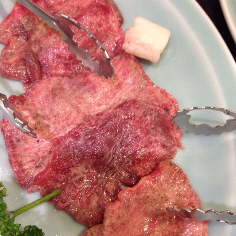 塩タン(東海苑)