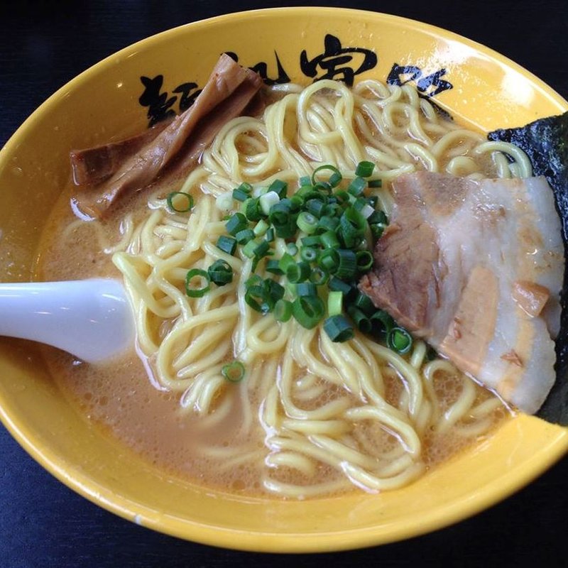 らー麺（金）(麺処寅路)