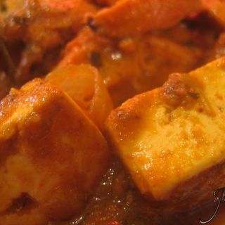 Mutter Paneer(Dhaba Indian Cuisine)