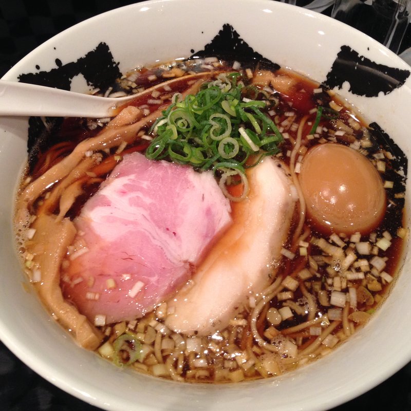 煮干醤油ラーメン 味玉(666(ロクロクロク))