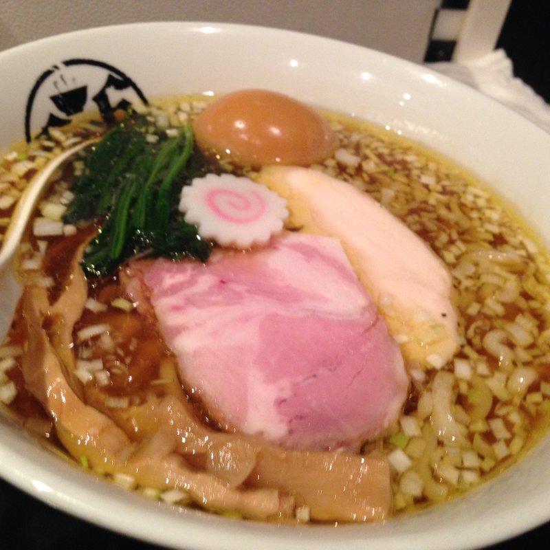 手もみ中華そば　味玉(666(ロクロクロク))