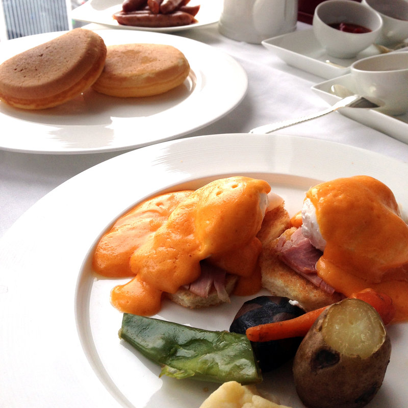 エッグベネディクト(ラ ベデュータ （La Veduta）)